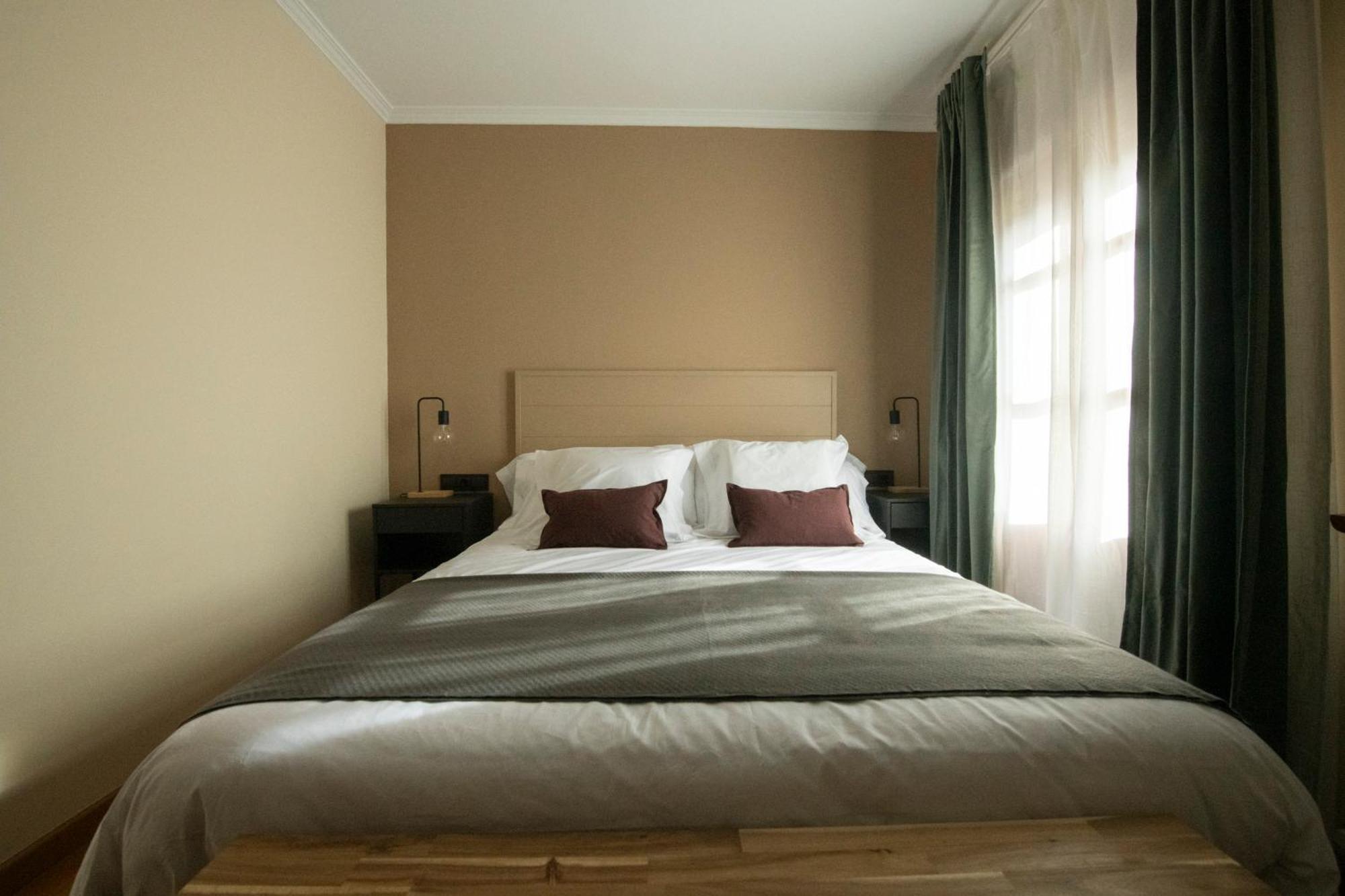 Hotel Siuranella Siurana  Esterno foto